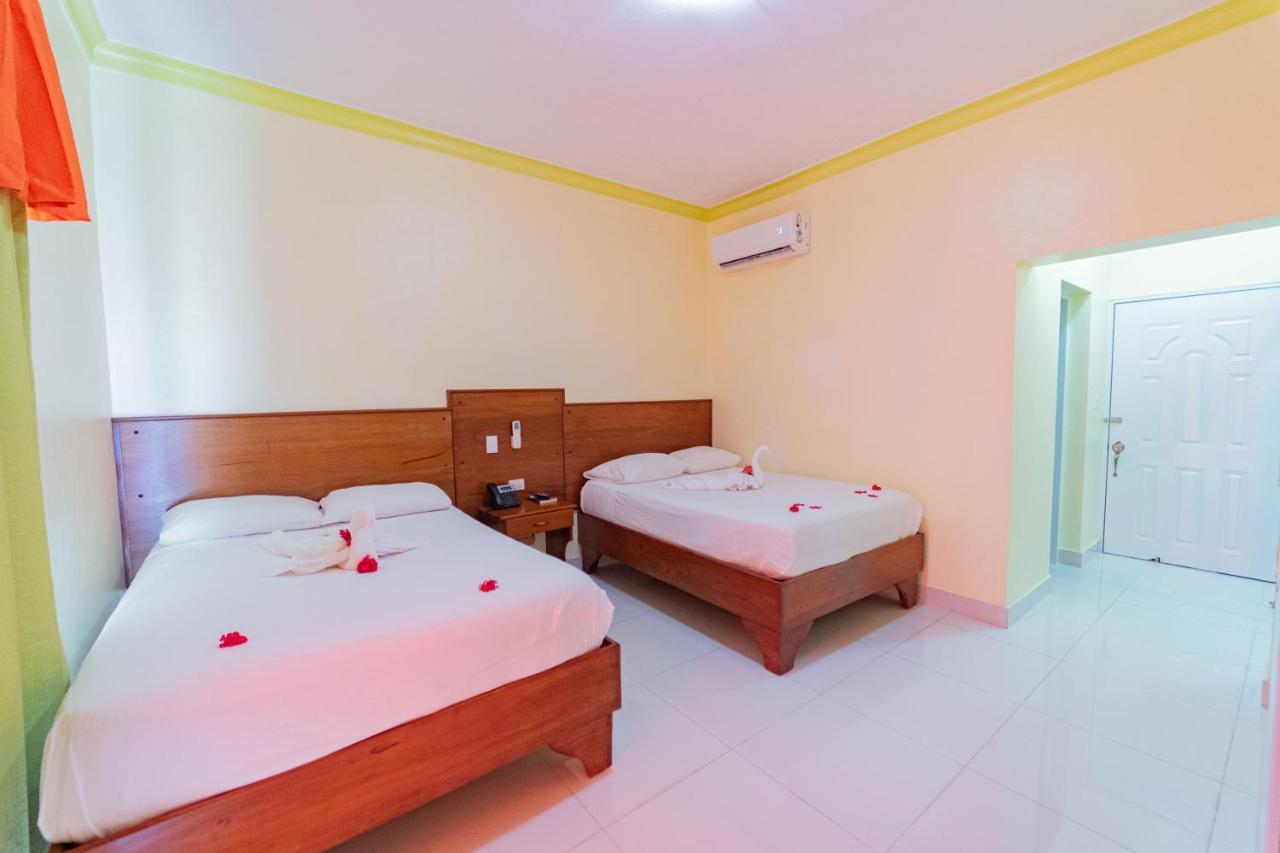 Hotel Yonu Πούντα Κάνα Εξωτερικό φωτογραφία