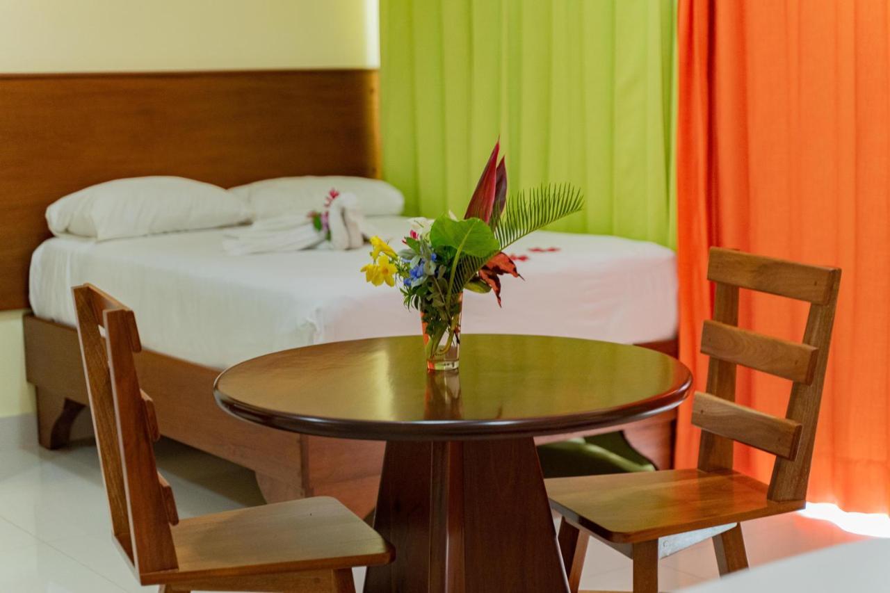 Hotel Yonu Πούντα Κάνα Εξωτερικό φωτογραφία